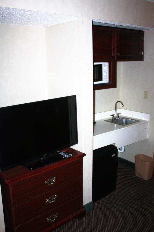 Lexington Suites Of Jonesboro Room photo